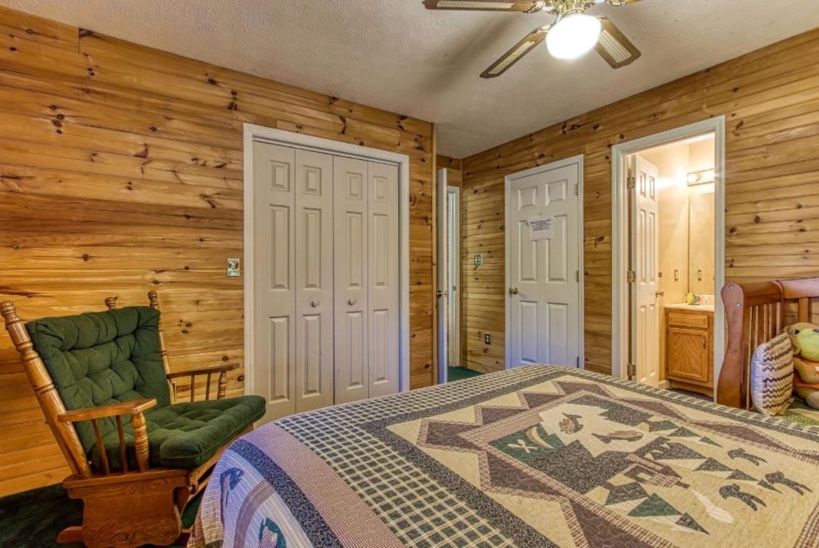 Sunset Ridge Cabin Пиджен Фордж Екстериор снимка