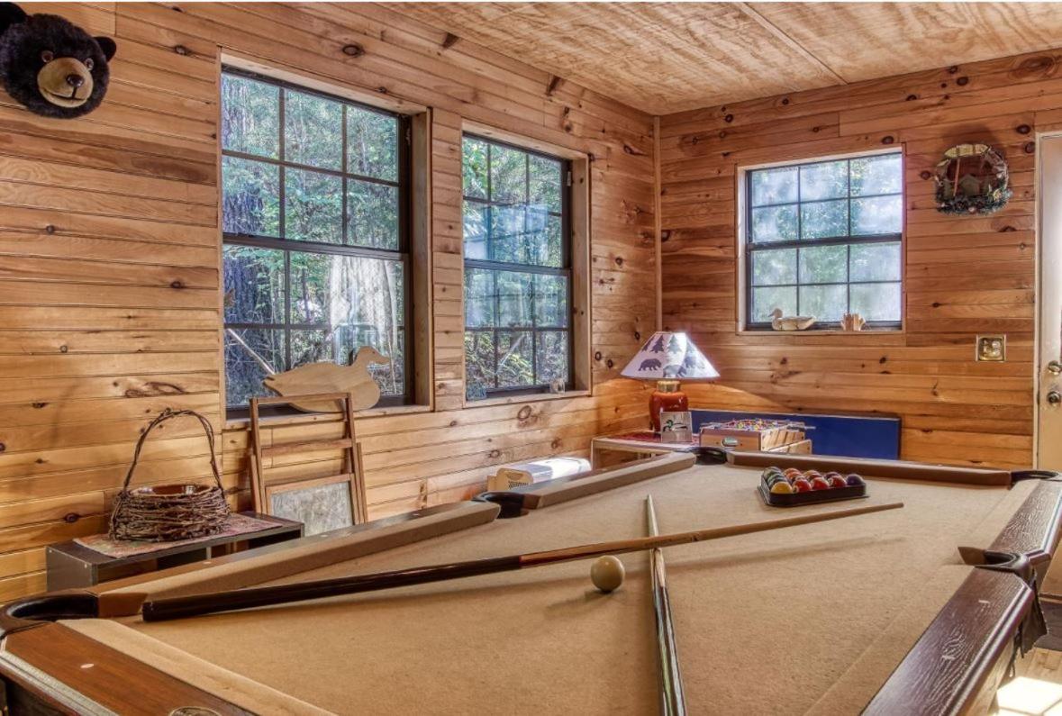 Sunset Ridge Cabin Пиджен Фордж Екстериор снимка