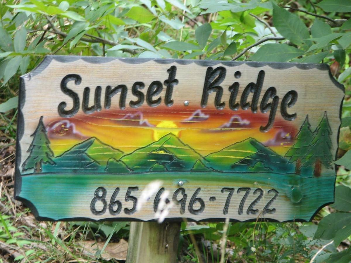 Sunset Ridge Cabin Пиджен Фордж Екстериор снимка